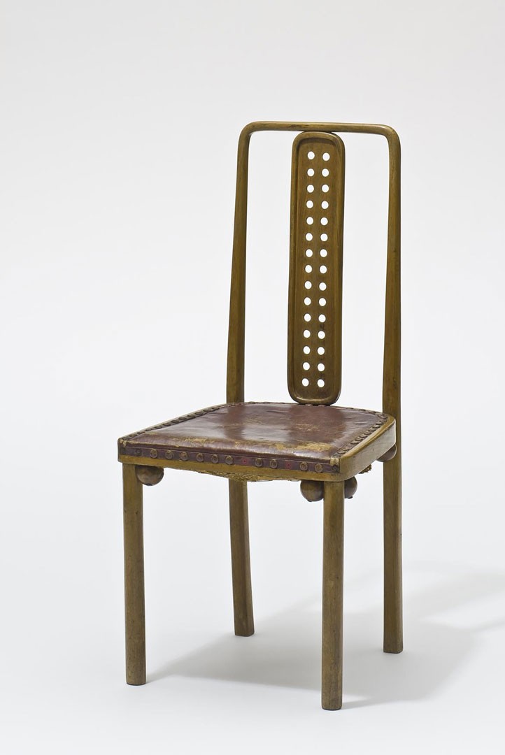 <BODY><div>Josef Hoffmann, Chair from the dining hall of Sanatorium Westend, Purkersdorf, J. & J. Kohn, wood, leather, 1904</div><div>© MAK/Georg Mayer</div><div> </div></BODY>