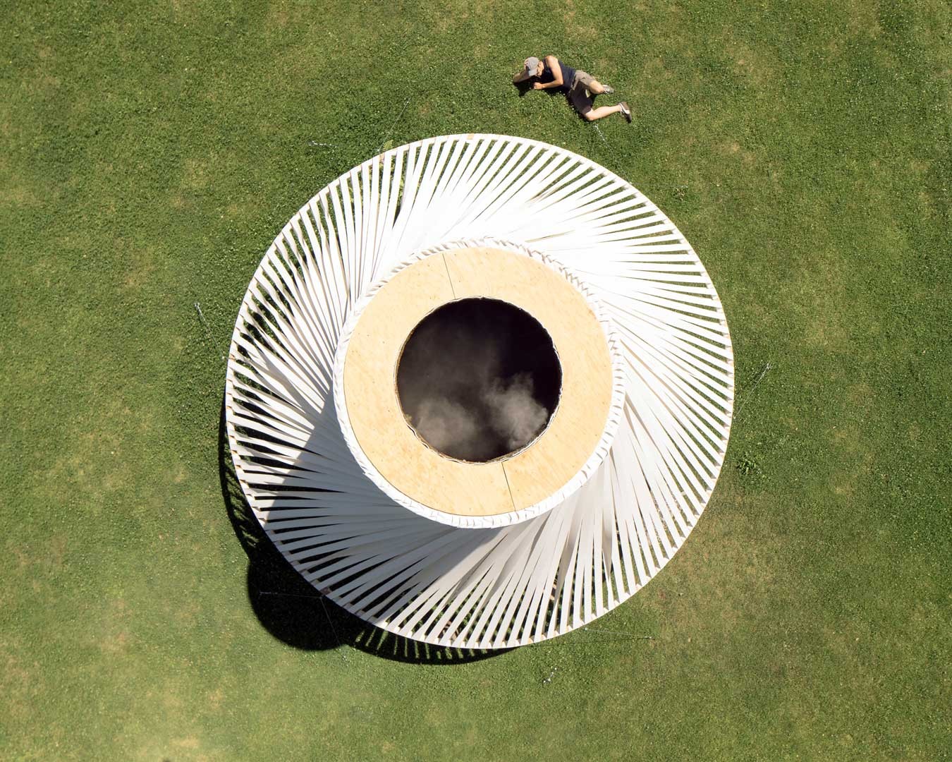 <BODY><div>Breathe Earth Collective, Airship.02-Evapotree im Österreichischen Skulpturenpark im Rahmen des Artist-in-Residence-Programms des Museum Joanneum, Graz, 2017</div><div>© Simon Oberhofer</div><div> </div></BODY>