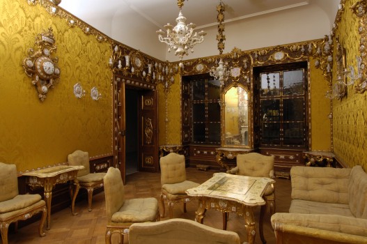 Porzellanzimmer aus dem Palais Dubsky in Brünn