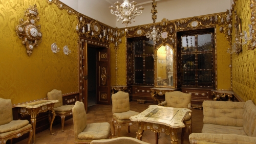 Porzellanzimmer aus dem Palais Dubsky in Brünn